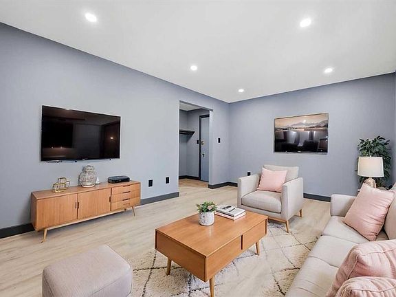 4th image of 3103 Blakiston Dr NW #203