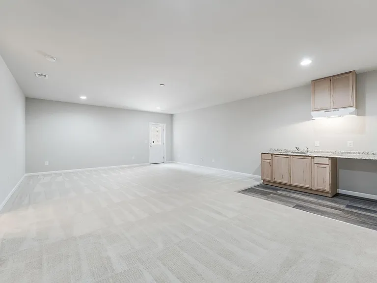 12199 Aster Rd — Photo 44