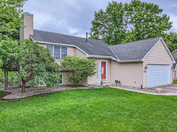 3770 Cody Ct, Inver Grove Heights, MN 55076