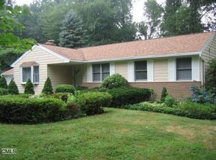 91 Johnson St, Trumbull, CT 06611