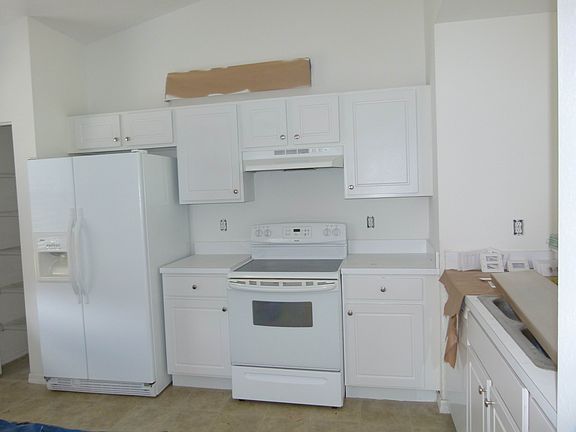 4th image of 955 SE 38th Ave