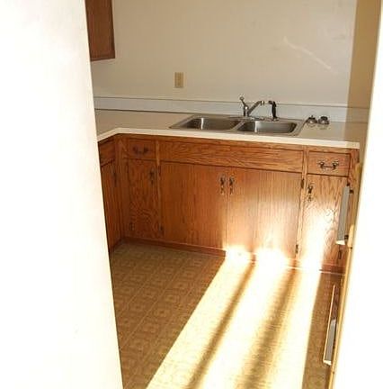 Bright kitchen