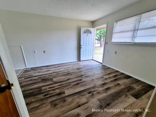 2407 13th Ave #5, Canyon, TX 79015