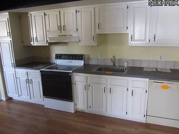3rd image of 3091 Bay Landing Dr #7