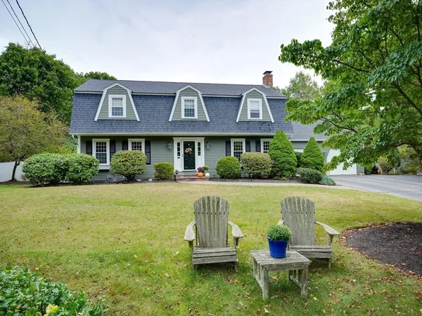 5 Worcester Rd, Norfolk, MA 02056