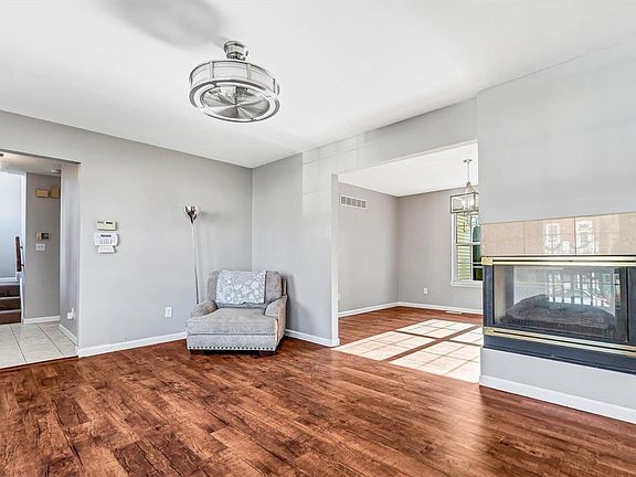 5th image of 5112 Bischoff Ave