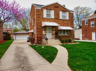 2432 S 6th Ave, North Riverside, IL 60546