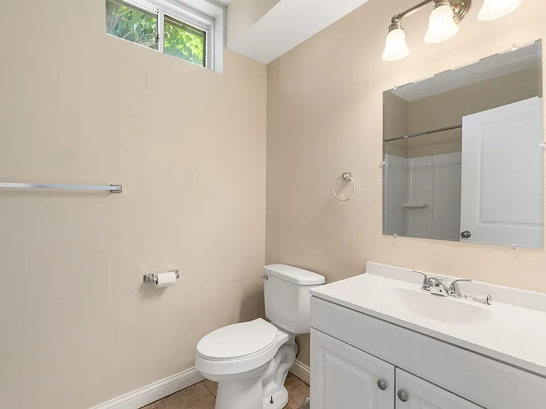 3022 Beckley St — Photo 28