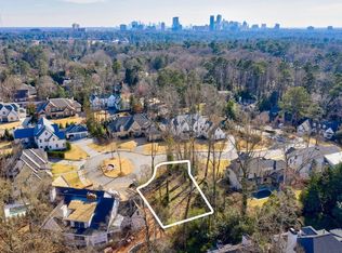 1146 Brookhaven Walk Way NE, Atlanta, GA 30319