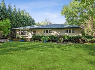 802 Oceola Dr, Algonquin, IL 60102