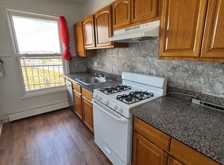 47 Fulton St APT 3, Newark, NJ 07102