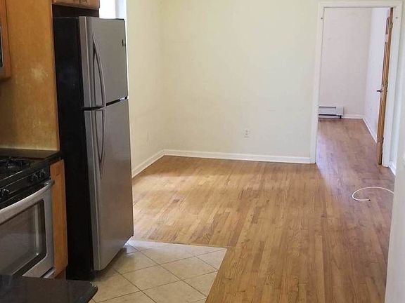3rd image of 347 Saint Marks Ave APT 2l