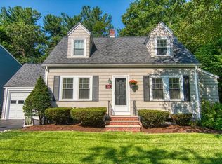 36 Robinswood Rd, Weymouth, MA 02190