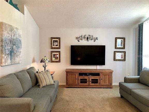 4th image of 25818 Bloomsbury Ct