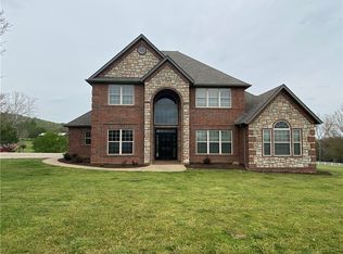 18518 Duncan Rd, Fayetteville, AR 72701