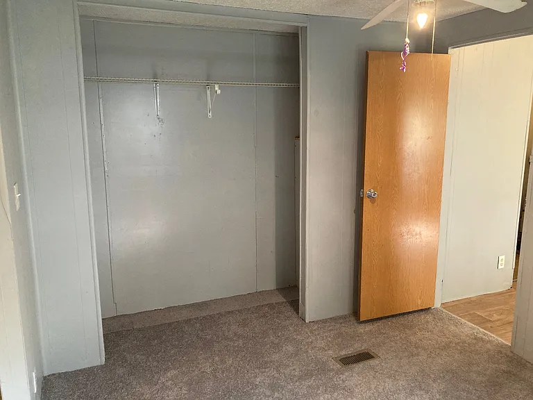 15 Cedar Ave — Photo 9