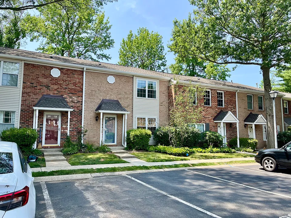 32 Pagoda Ct