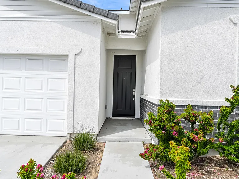 27215 Lost Palm St — Photo 56