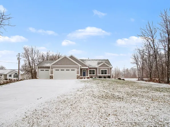671 Leonard St NW, Grand Rapids, MI 49534