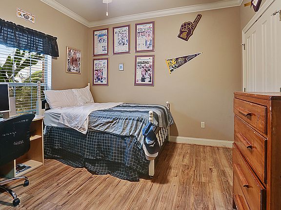 4th image of 6372 Summerlin Dr