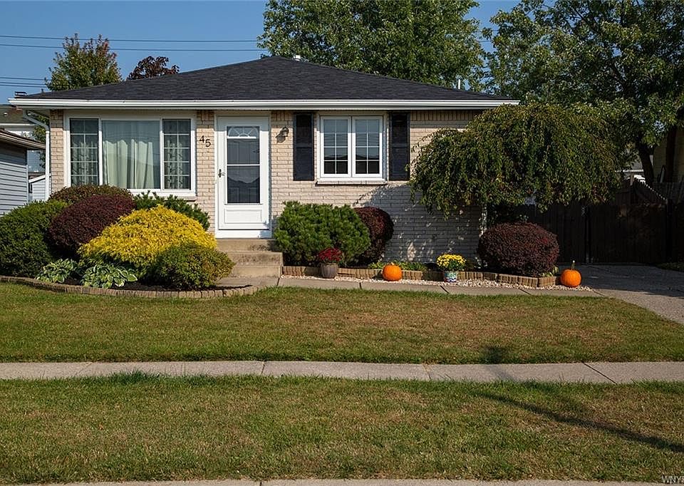 2nd image of 45 Caroline Ln