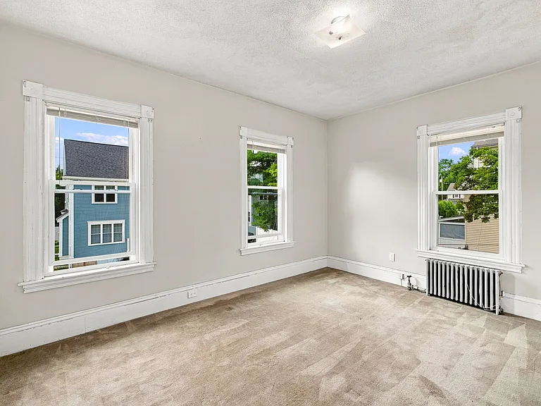 16 Lochwan St #16 — Photo 23