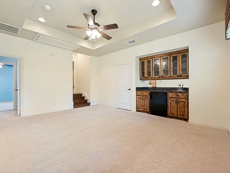 4046 E Hill Dr — Photo 20
