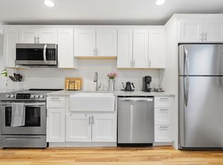 56 Bryon Rd APT 3, Chestnut Hill, MA 02467