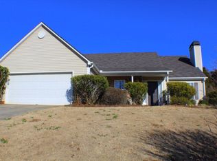 505 Carriage Dr, Bethlehem, GA 30620