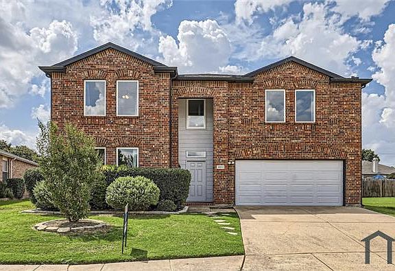 2nd image of 3011 Hobble Ct