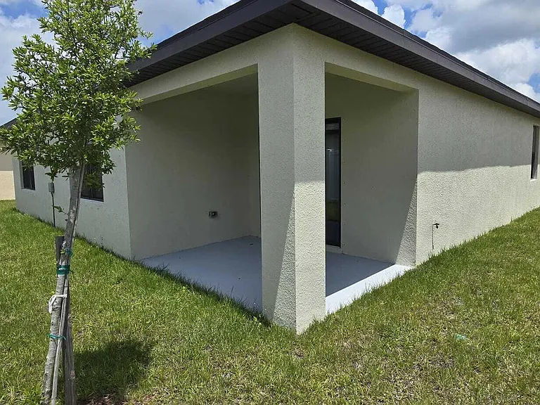 528 Seafoam Cir — Photo 31