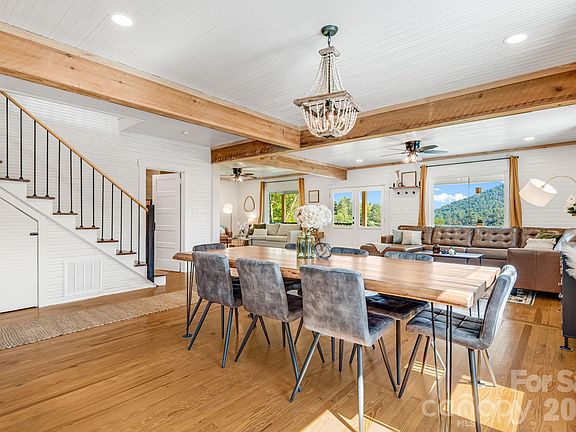 12th image of this home