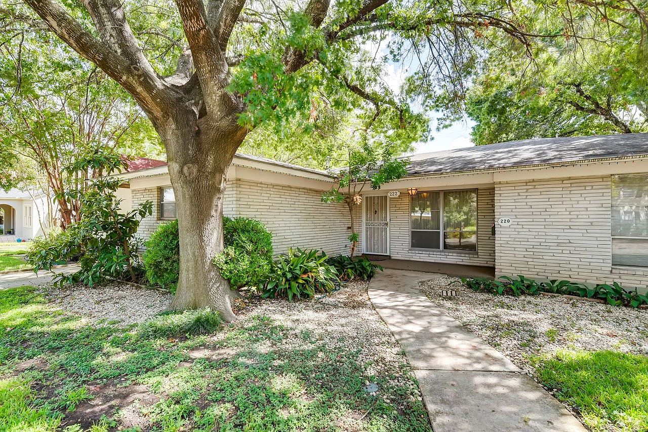 222 E Lullwood Ave, San Antonio, TX 78212 Zillow