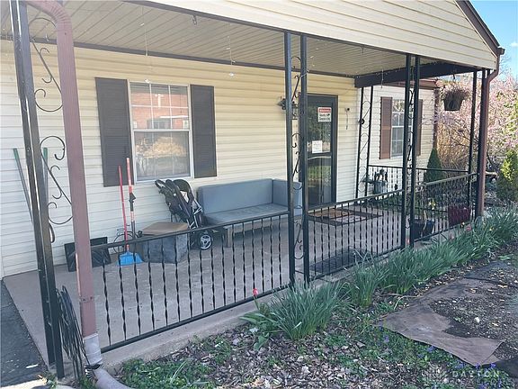 2nd image of 418 Prince Albert Blvd