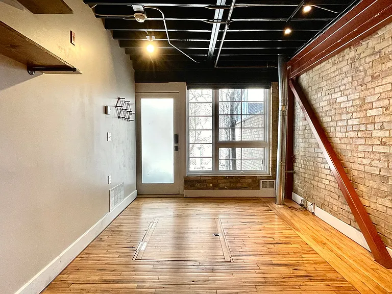 346 W Pierpont Ave #E108 — Photo 3