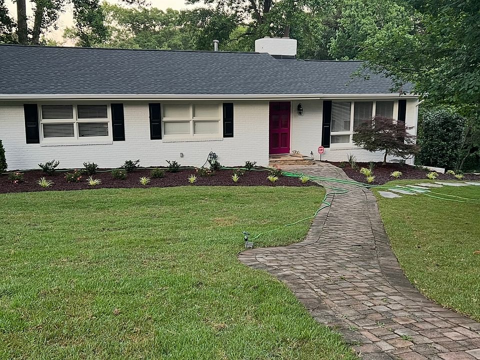 2nd image of 2700 Wilson Ln