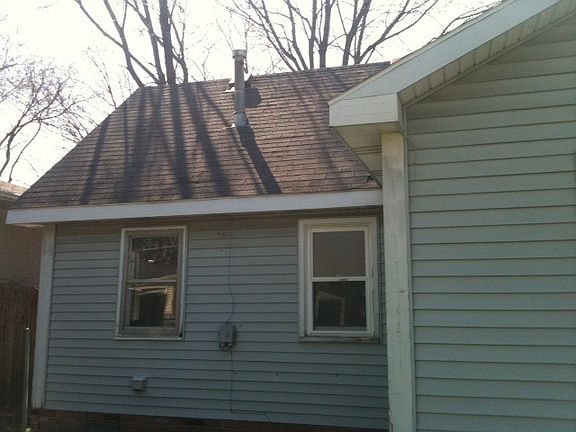 2nd image of 1609 Beverly Dr