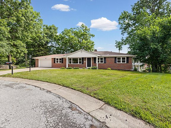 3rd image of 104 Defoe Ct