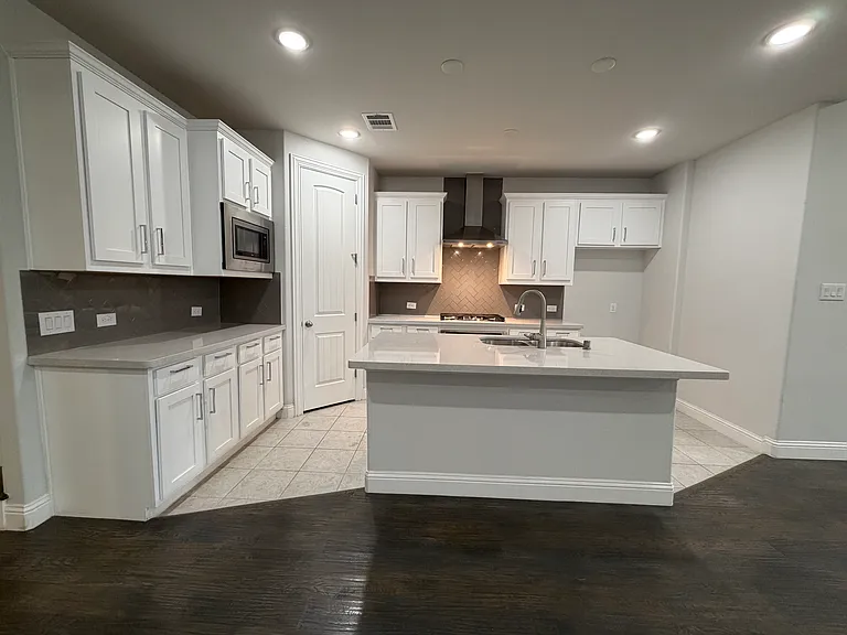 4721 Cash Dr — Photo 11