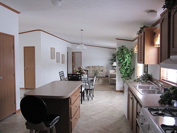 4th image of 515 27th Ave NW