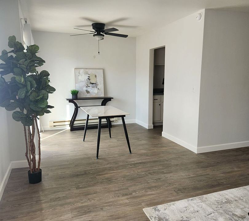 Creek 4824 Creekview Rd Rockford IL Zillow