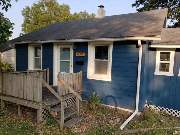 12815 7th St, Grandview, MO 64030