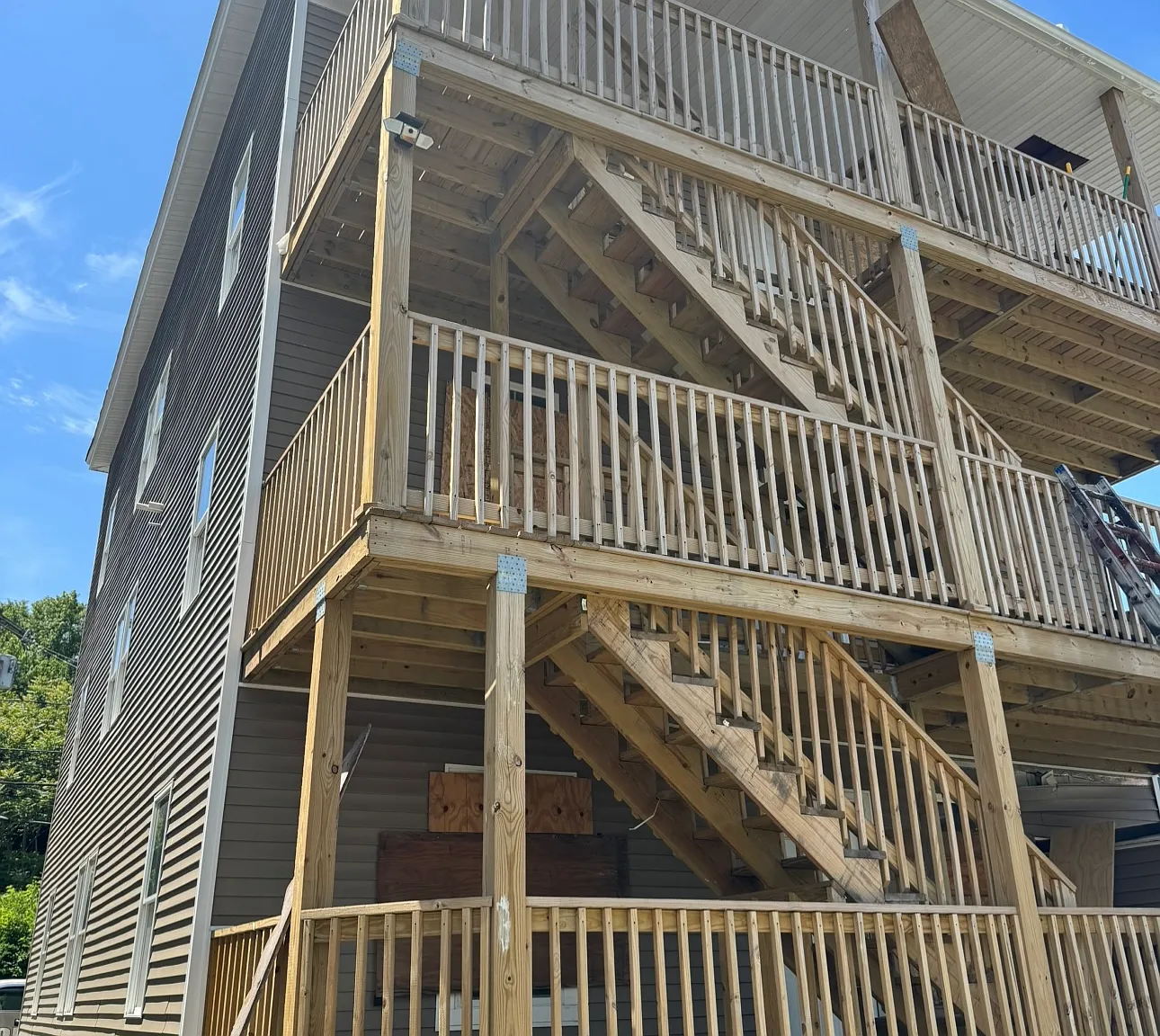3 bed, 2000 sqft, $1,800 — Photo 2