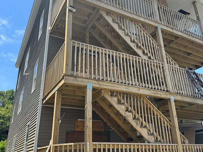123 Locust St #1A — Photo 2