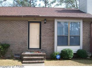 573 Country Club Dr, Fayetteville, NC 28301