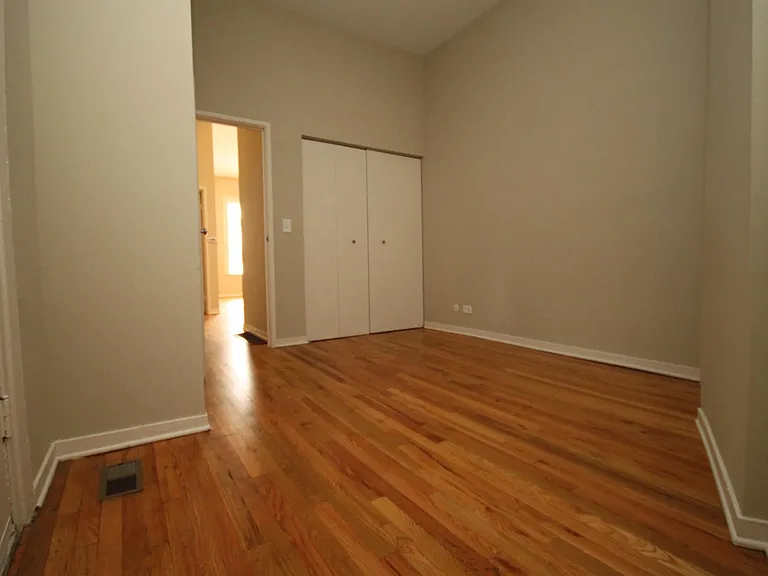 424 W Belden Ave #1W — Photo 15