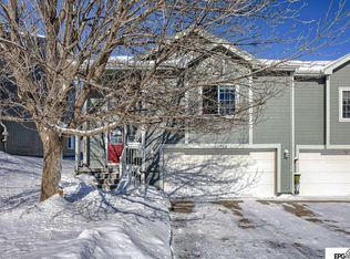 7760 Potter St, Omaha, NE 68122