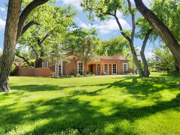 1278 Andrews Ln, Corrales, NM 87048