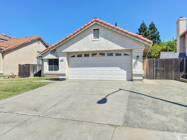 365 Eagle Ln, Vacaville, CA 95687