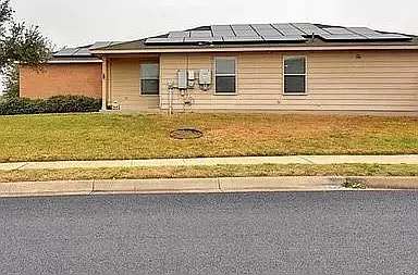 9020 Southwick Dr — Photo 2